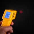 SIG1 - Gun Style IR Thermometer, FIELDPIECE