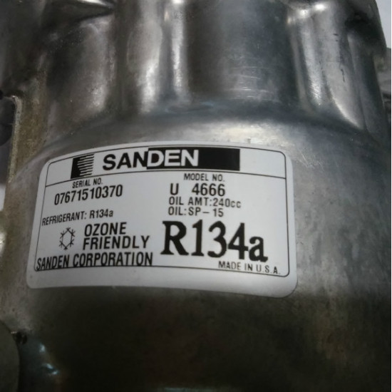 CAR COMPRESSOR SD7H15 4666 12V  "SANDEN"